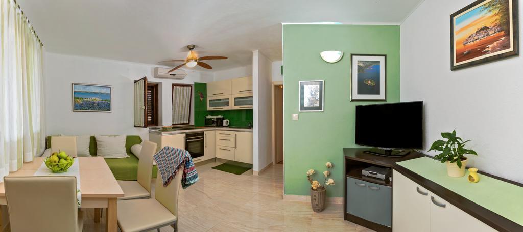 Apartman Zlatka Zecevo Bagian luar foto